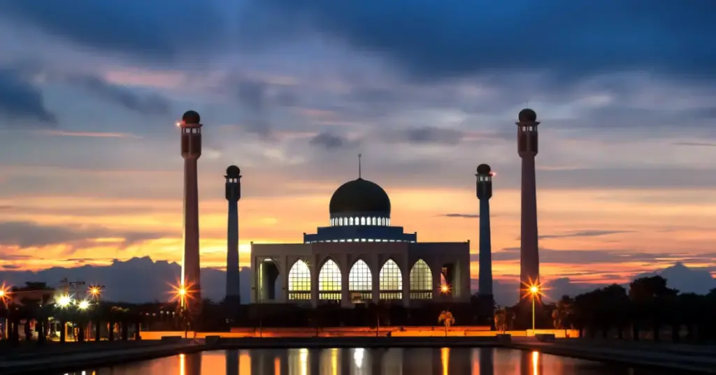 ৭ এপ্রিল ২০২৬ নামাজের সময়সূচি: ঢাকার সঠিক ফজর, জোহর, আসর, মাগরিব ও ইশার সময়