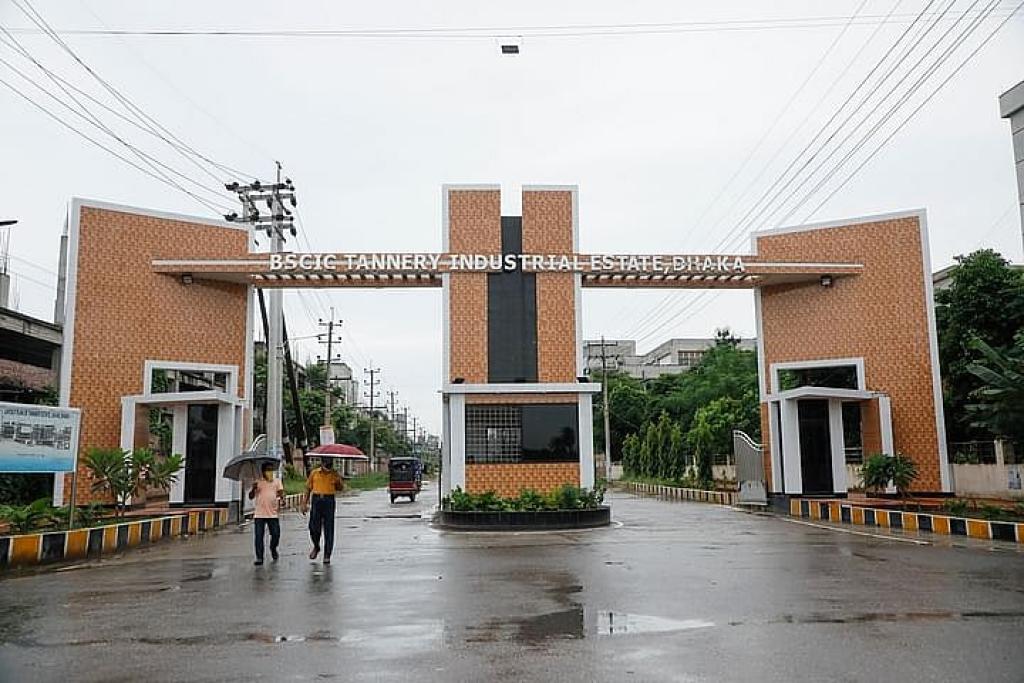 চামড়া শিল্পনগরীর দেখভালের দায়িত্ব কার হাতে যাবে, এত জটিলতা কেন