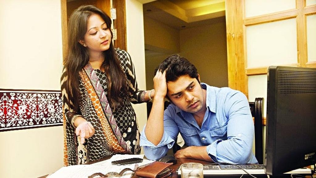 হুট করে চাকরি হারালে কী করবেন, জেনে নিন দ্রুত নতুন চাকরি পেতে কী করতে হয়