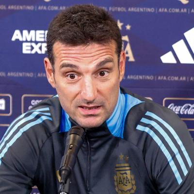 ইতালি বিশ্বকাপ খেলতে না পারায় মন খারাপ আর্জেন্টিনা কোচের
