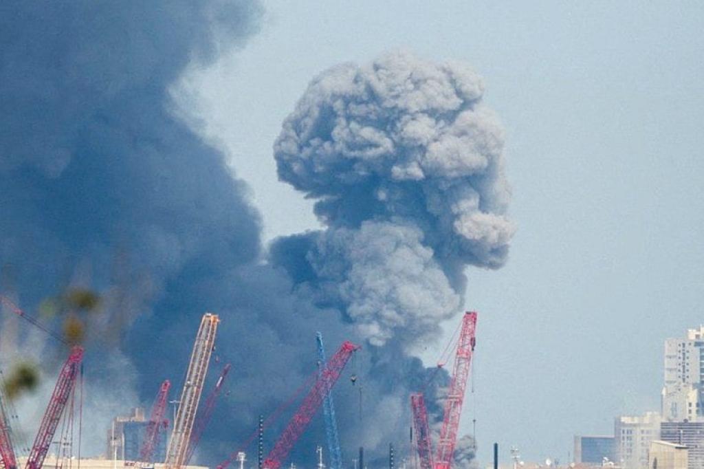 বাহরাইনে মার্কিন বিমানঘাঁটিতে ড্রোন ও ক্ষেপণাস্ত্র হামলার দাবি আইআরজিসির