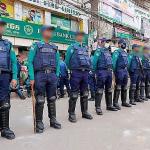 অধিকাংশ পুলিশ সদস্যের মত পুরোনো পোশাকের পক্ষে