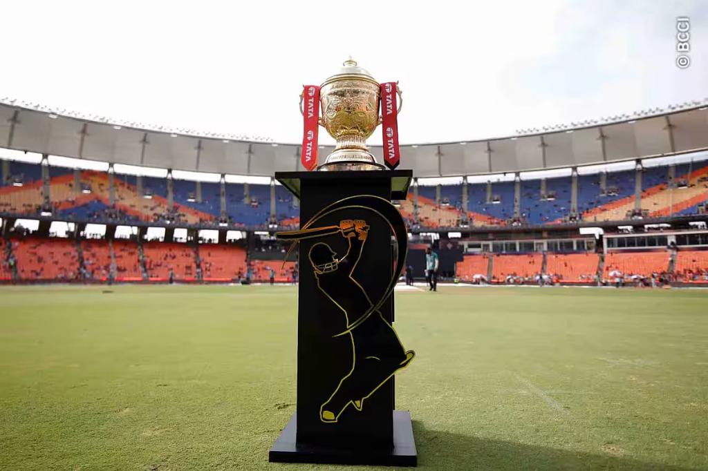 আইপিএলে খেলার প্রস্তাব ফিরিয়ে দিলেন ইংল্যান্ডের দুই ক্রিকেটার