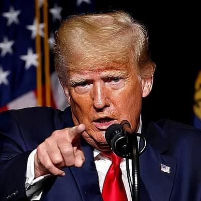 ইরানে ‘দুঃসাহসিক অভিযানে’ যুদ্ধবিমানের নিখোঁজ ক্রু উদ্ধার, সুস্থ আছেন তিনি, জানালেন ট্রাম্প