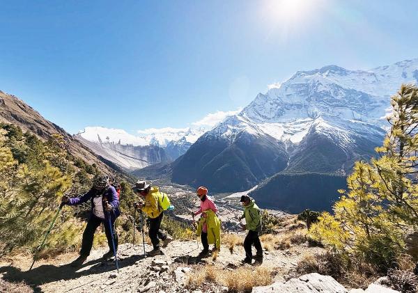 নেপালে ট্রেকিংয়ে যাওয়ার আগে এই ১০ বিষয় জেনে রাখুন