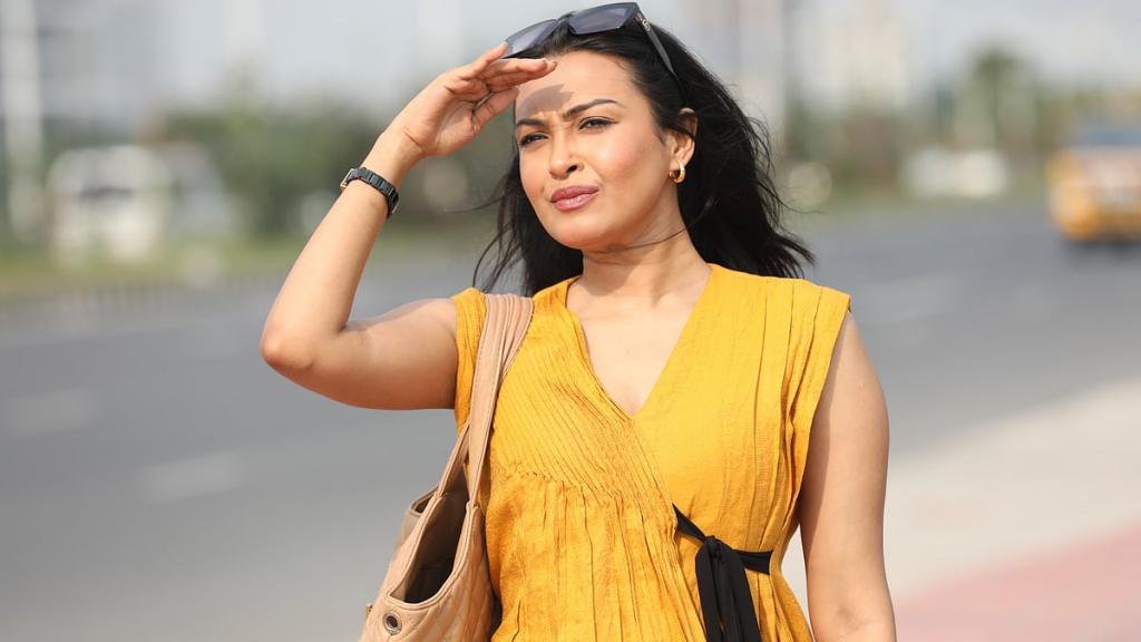 হিট স্ট্রোকের আগে শরীর যেসব সংকেত দেয়