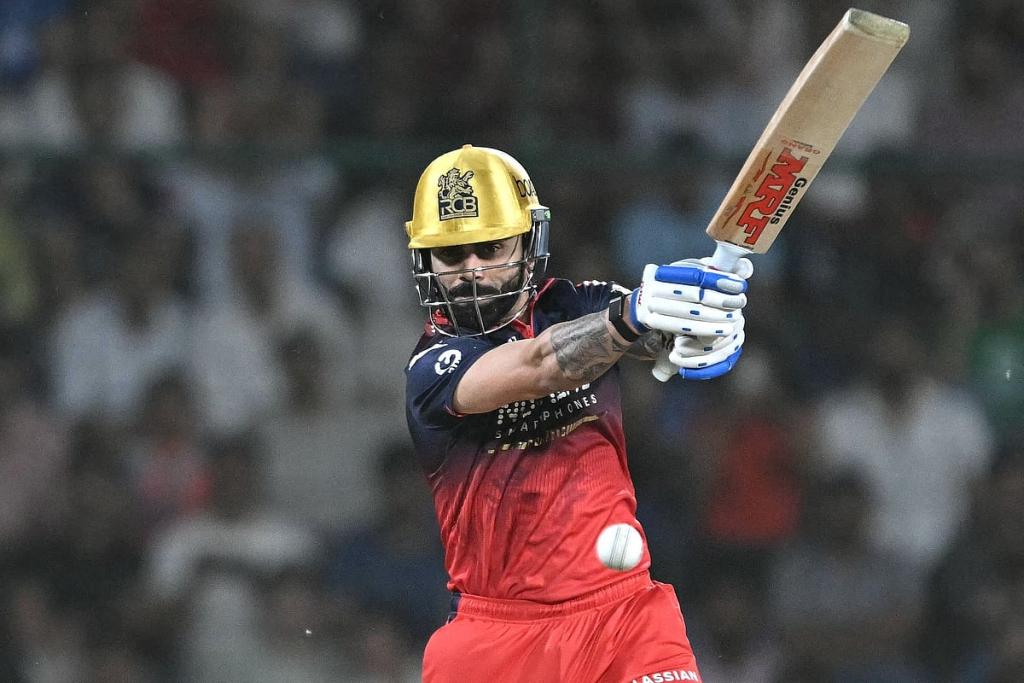 আইপিএলে ৯ হাজারেও ‘ফার্স্ট বয়’ কোহলি