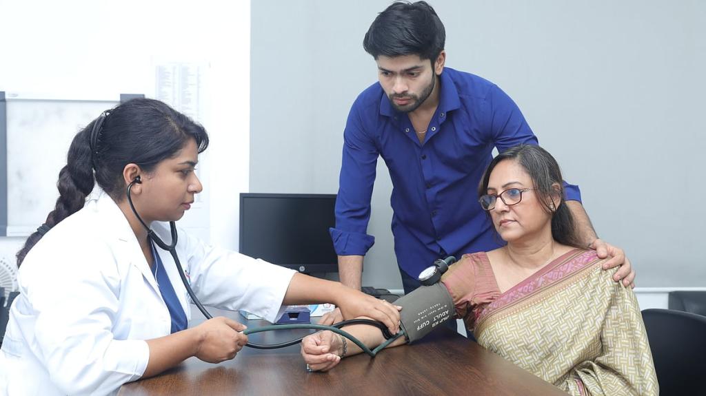 মায়ের স্বাস্থ্য পরীক্ষাই হোক এবারের উপহার