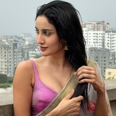 ‘আমাকে উড়িয়ে দাও, আমাকে পুড়িয়ে দাও..., নতুন ছবি দিয়ে লিখলেন মিথিলা