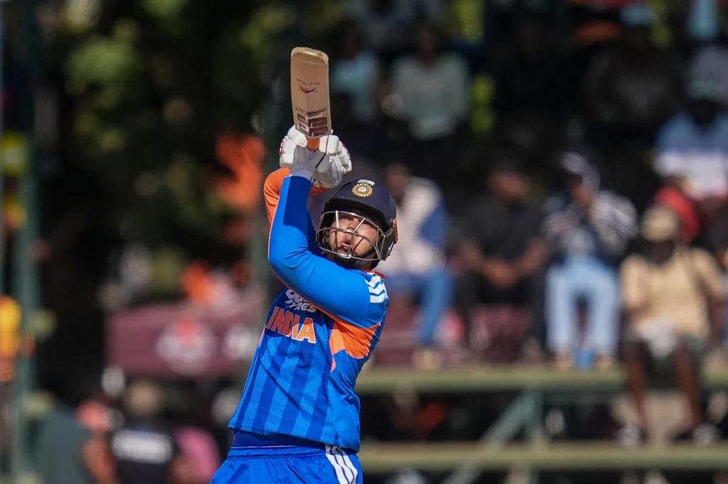 সিরিজসেরা হয়েও বিশ্ব রেকর্ড সূর্যবংশীর