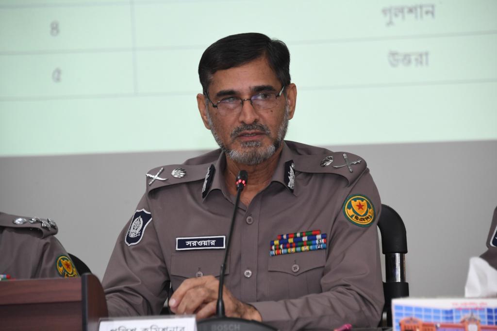 ঈদযাত্রায় লক্কড়ঝক্কড় বাস নামালে কঠোর ব্যবস্থা: ডিএমপির ভারপ্রাপ্ত কমিশনার